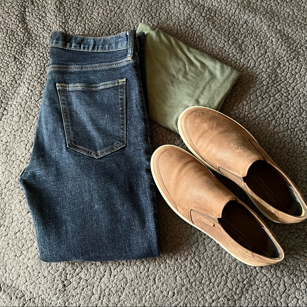 Old Navy Slim Stretch Dark Wash Jeans Excellent 33x32